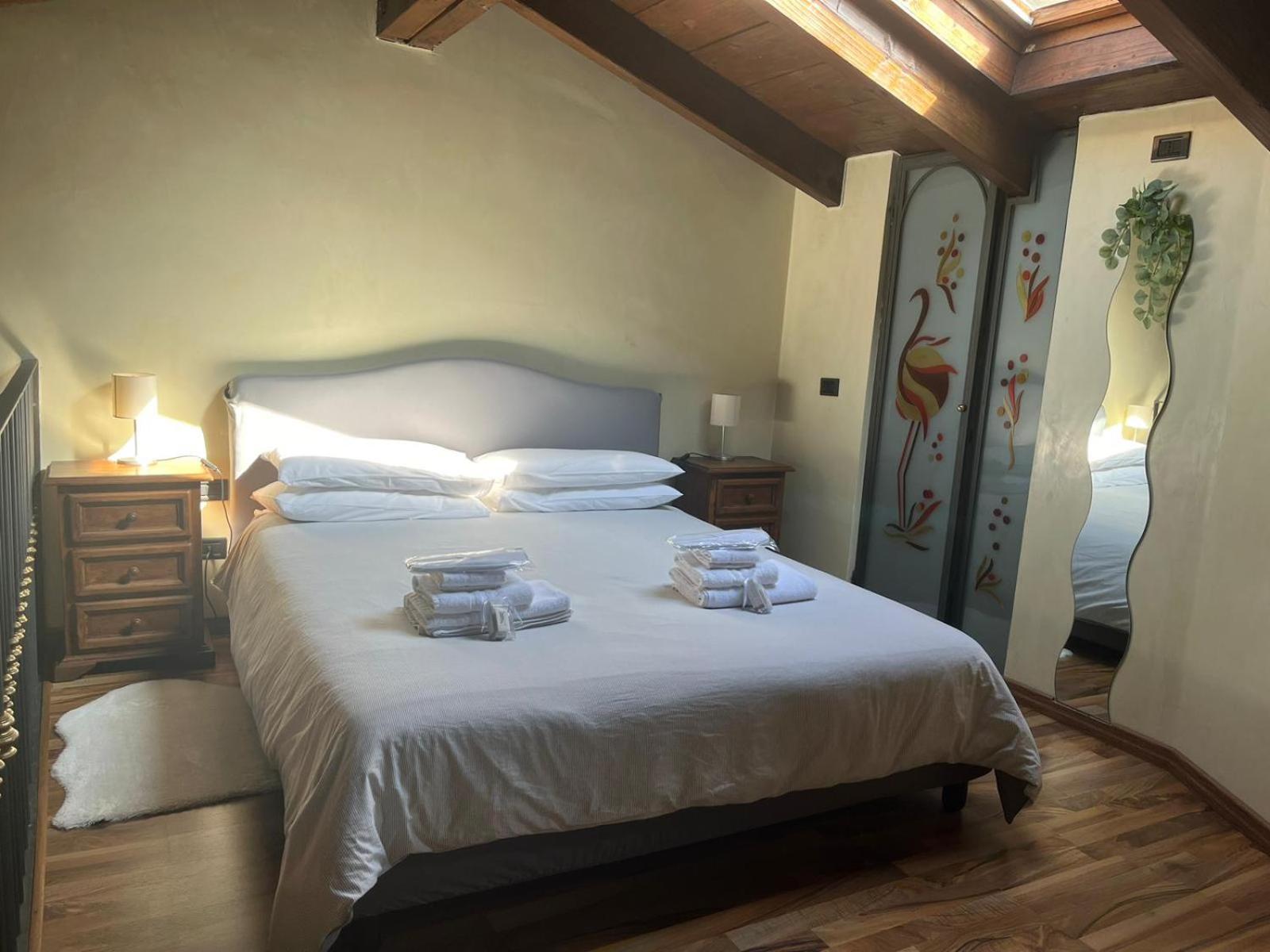 Bilocale Dafne Abbadesse Guest House Mailand Exterior foto