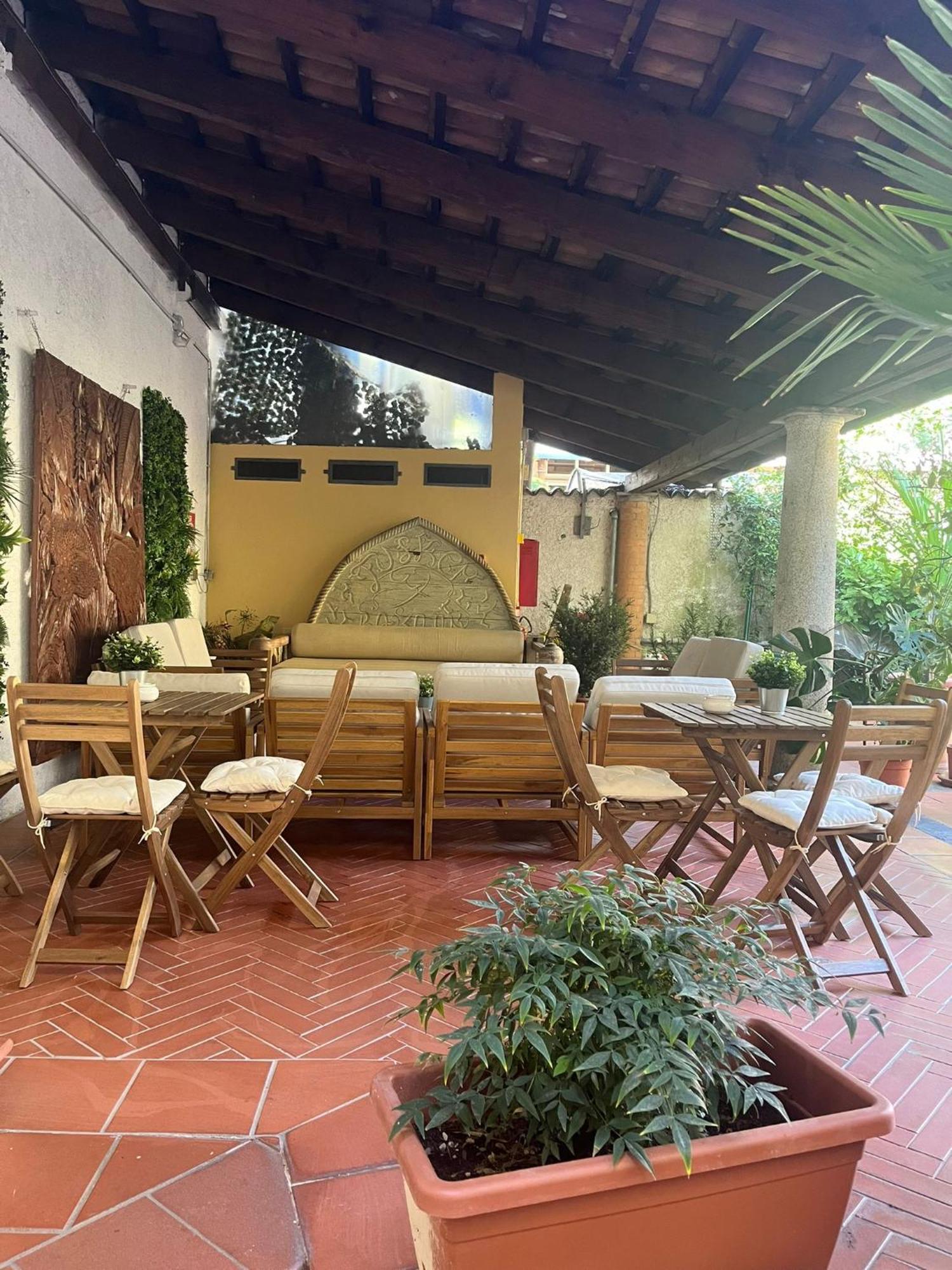 Bilocale Dafne Abbadesse Guest House Mailand Exterior foto